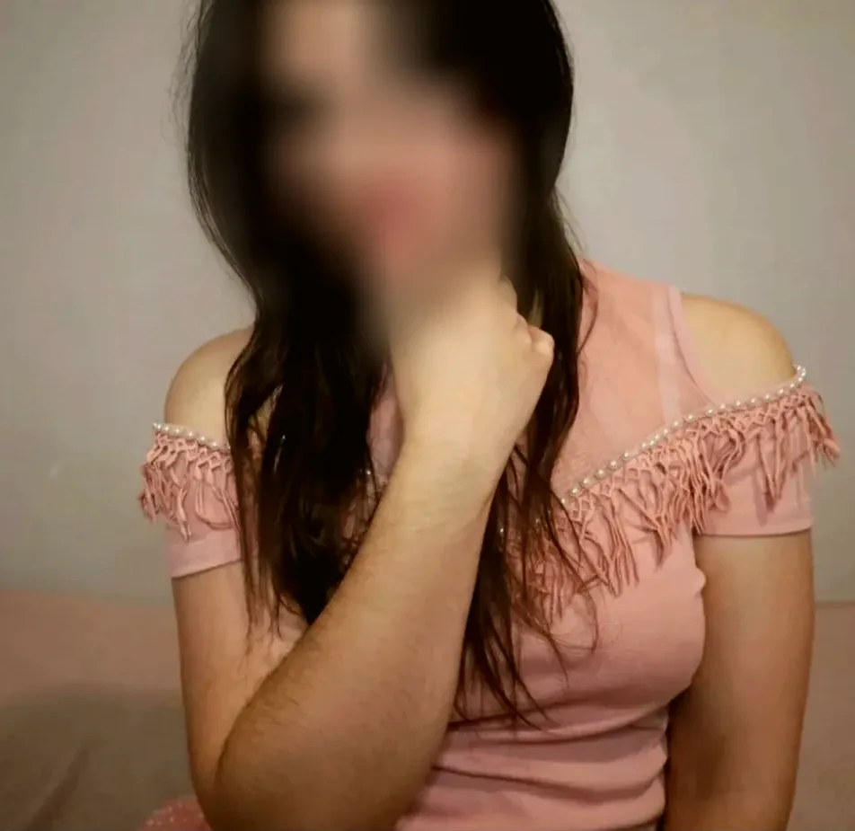 Megi, 32 anni